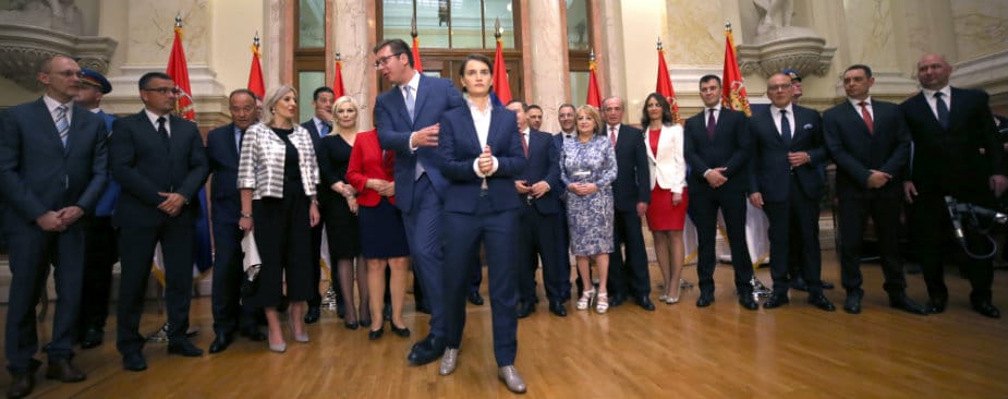 Сто дана паламуђења и кревељења МУТАВЕ и њене "владе" Сто дана паламуђења и кревељења МУТАВЕ и њене "владе"