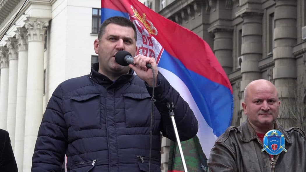 ЗАСТРАШУЈУ ПРЕДСЕДНИКА ВОЈНОГ СИНДИКАТА: Антићу војна полиција ноћу упала у кућу! ЗАСТРАШУЈУ ПРЕДСЕДНИКА ВОЈНОГ СИНДИКАТА: Антићу војна полиција ноћу упала у кућу!
