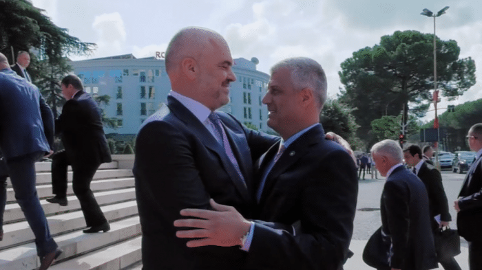 Албанија: Владу Едија Раме контролишу шиптарски нарко фисови Албанија: Владу Едија Раме контролишу шиптарски нарко фисови