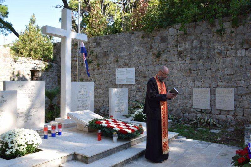 Православни свештеник, по налогу Владике Григорија служио помен усташама Православни свештеник, по налогу Владике Григорија служио помен усташама