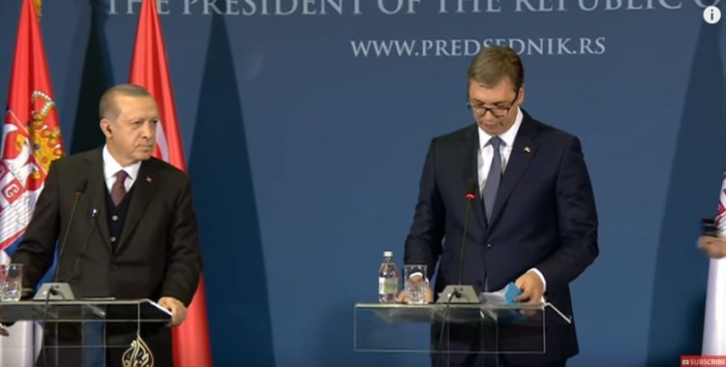Ердоган у сред Београда од Вучића направио МАЈМУНА! Ердоган у сред Београда од Вучића направио МАЈМУНА!