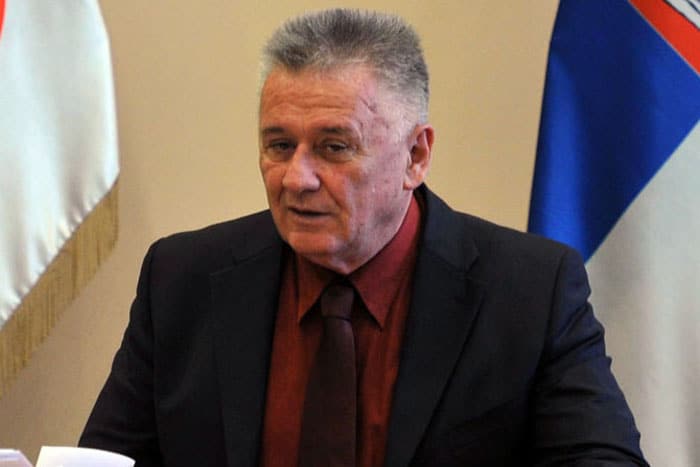 Велимир Илић: Имам проверена сазнања да ће ванредни парламентарни избори бити 25. марта, када и београдски Велимир Илић: Имам проверена сазнања да ће ванредни парламентарни избори бити 25. марта, када и београдски