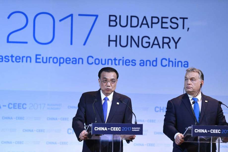 Financial Times: „Кинески самит“ у Будимпешти изазива неповерење у Западној Европи Financial Times: „Кинески самит“ у Будимпешти изазива неповерење у Западној Европи