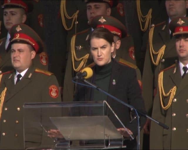 Ти Србији да говориш о вредностима а крвни си наследник усташа?! Ти Србији да говориш о вредностима а крвни си наследник усташа?!