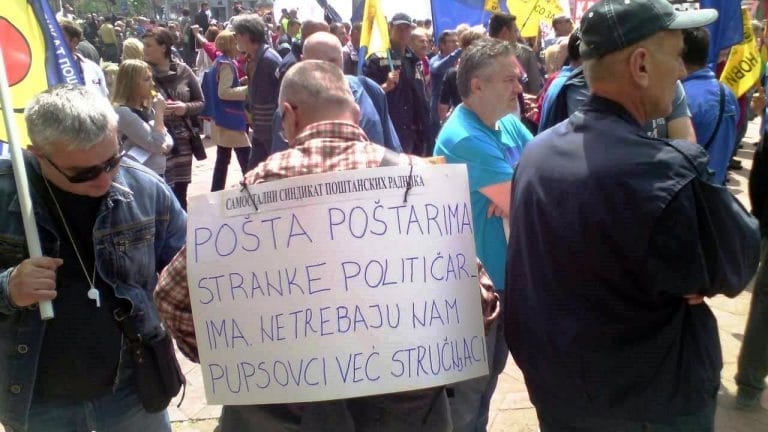 Суспендовано 38 радника Поште, инспекција наводи да је све по закону Суспендовано 38 радника Поште, инспекција наводи да је све по закону