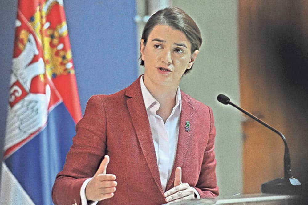 МУТАВА напала и увредила наставнике у Србији МУТАВА напала и увредила наставнике у Србији