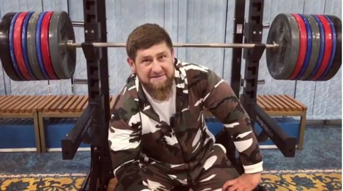 Кадиров из теретане поручује Вашингтону: А Београд сте заборавили? Кадиров из теретане поручује Вашингтону: А Београд сте заборавили?