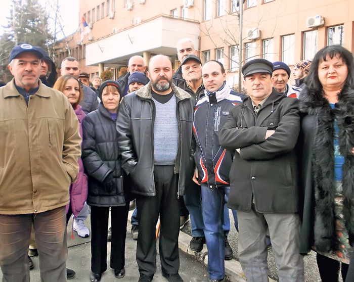 Црквени раскол у Крагујевцу под будним оком полиције Црквени раскол у Крагујевцу под будним оком полиције
