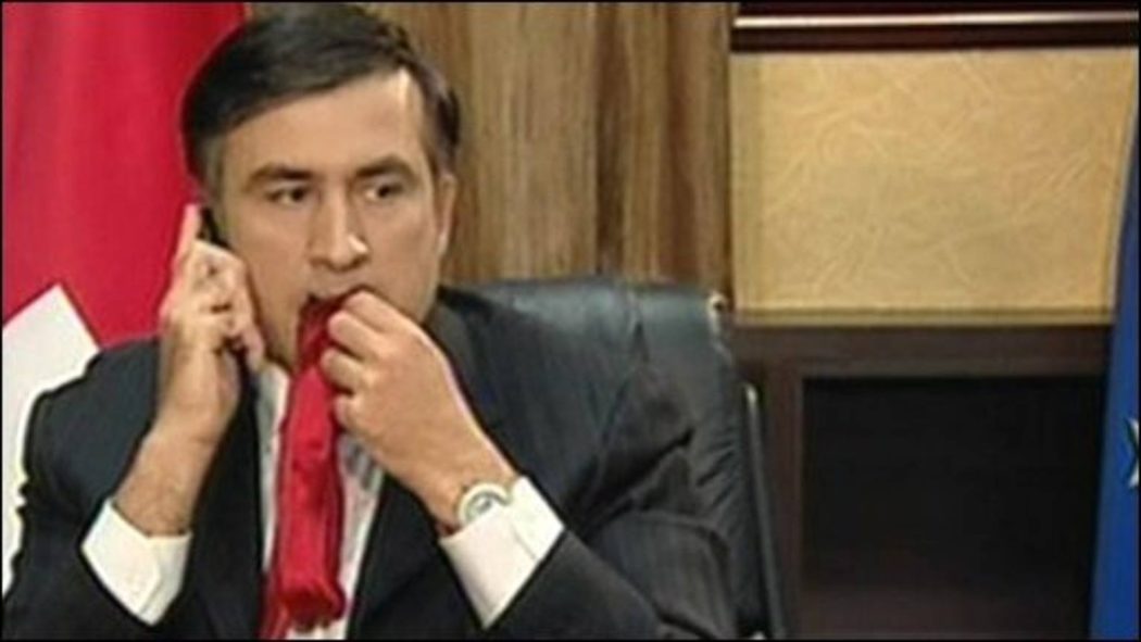 Сакашвили у родној Грузији осуђен на три године затвора Сакашвили у родној Грузији осуђен на три године затвора