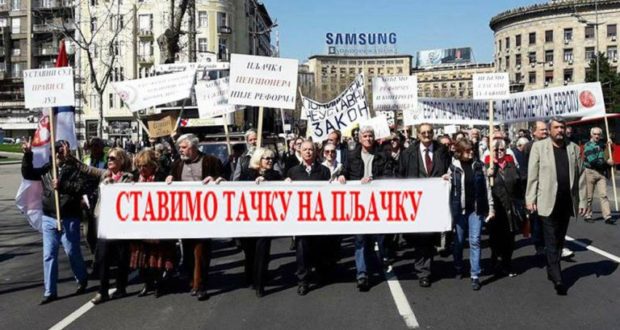 Пензионери живе бедно, министар нуди картице Пензионери живе бедно, министар нуди картице