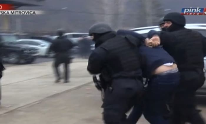 Ево ти ВЕЛЕИЗДАЈНИЧЕ резултата твог потписа на Бриселски споразум! Ево ти ВЕЛЕИЗДАЈНИЧЕ резултата твог потписа на Бриселски споразум!