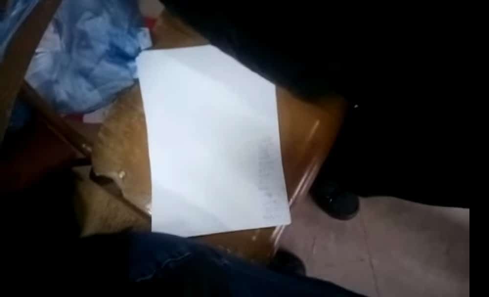 Звездара: Напредни фашисти воде дуплу евиденцију на бирачком месту! (видео) Звездара: Напредни фашисти воде дуплу евиденцију на бирачком месту! (видео)