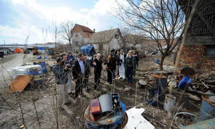 Србија: Тровачима одрешене руке Србија: Тровачима одрешене руке