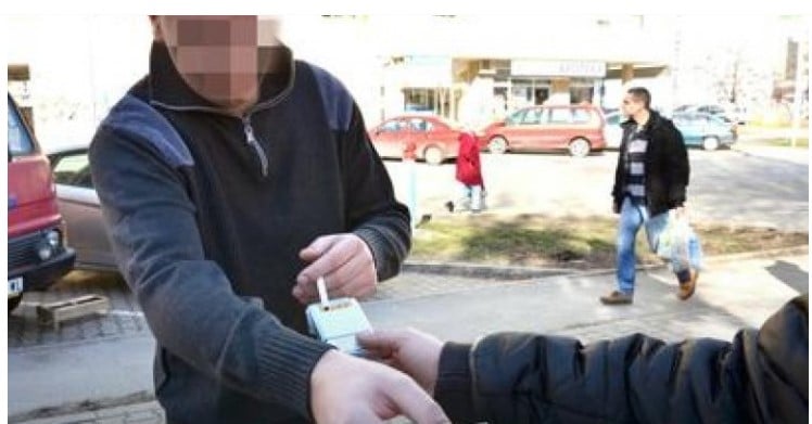 БЕДА: Народ на комад купује пелене, тоалет папир, бомбоне, цигарете…