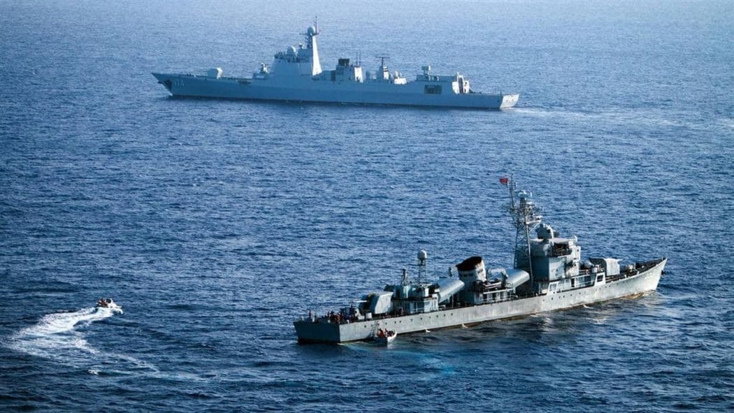 НЕЋЕШ ПРОЋИ! Кинеска морнарица препречила пут ратним бродовима Аустралије НЕЋЕШ ПРОЋИ! Кинеска морнарица препречила пут ратним бродовима Аустралије