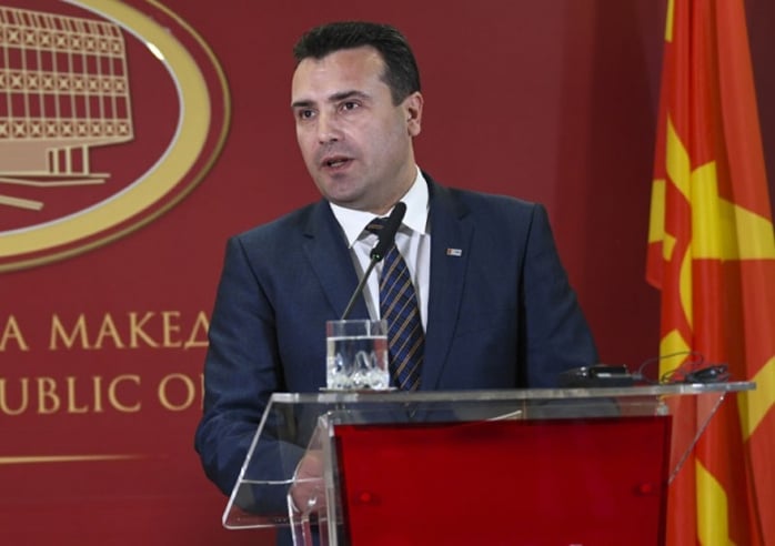 Како би било да ти комшија гледаш своја посла? Како би било да ти комшија гледаш своја посла?