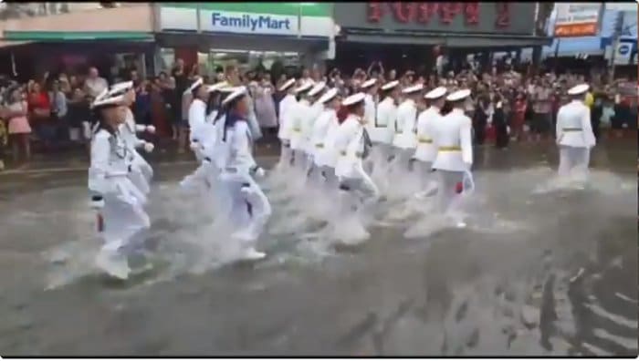 Руска и америчка ратна морнарица у посети Јужној Кореји (видео) Руска и америчка ратна морнарица у посети Јужној Кореји (видео)