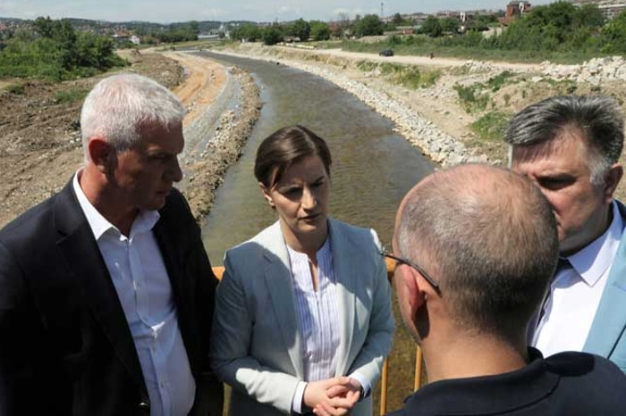 ШТА ЈЕ БРЕ ОВО? Зашто ова Мутава још није ухапшена? ШТА ЈЕ БРЕ ОВО? Зашто ова Мутава још није ухапшена?