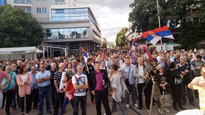 КРАЉЕВО НА НОГАМА! Протест против медијског мрака у Содомоји (видео) КРАЉЕВО НА НОГАМА! Протест против медијског мрака у Содомоји (видео)
