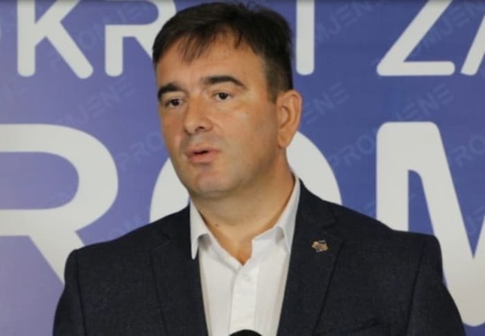 Медојевић: Ђукановићу и Вучићу власт важнија од интереса народа и државе Медојевић: Ђукановићу и Вучићу власт важнија од интереса народа и државе