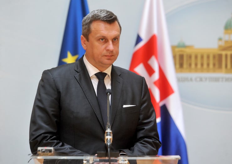Андреј Данко: Србија треба да сачува воду, земљу, минерале и не треба да продаје своја кључна предузећа - немојте да поновите наше грешке Андреј Данко: Србија треба да сачува воду, земљу, минерале и не треба да продаје своја кључна предузећа - немојте да поновите наше грешке