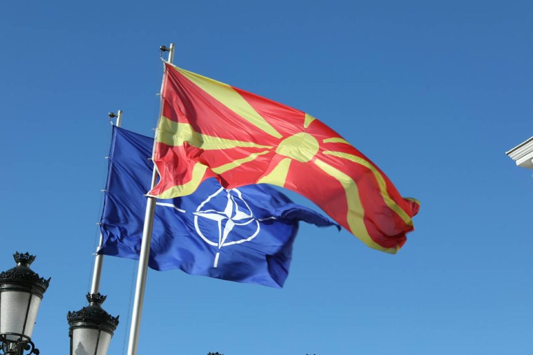 "Македонији позив за чланство у НАТО у јулу" "Македонији позив за чланство у НАТО у јулу"