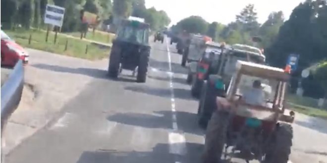 И код Панчева поново тракторска блокада! (видео) И код Панчева поново тракторска блокада! (видео)
