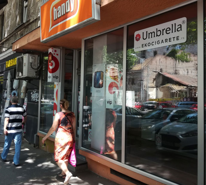 “ХЕНДИ” ИЗНЕНАДА ЗАТВОРИО СВЕ ПРОДАЈНЕ ОБЈЕКТЕ: Катанац на 200 радњи, без посла 600 радника! “ХЕНДИ” ИЗНЕНАДА ЗАТВОРИО СВЕ ПРОДАЈНЕ ОБЈЕКТЕ: Катанац на 200 радњи, без посла 600 радника!