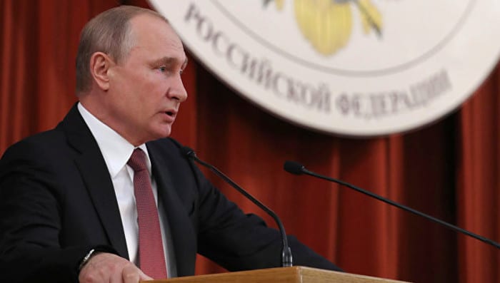 Путин: Противници Русије у САД-у су моћни и јаки људи који сопствене интересе стављају изнад националних Путин: Противници Русије у САД-у су моћни и јаки људи који сопствене интересе стављају изнад националних