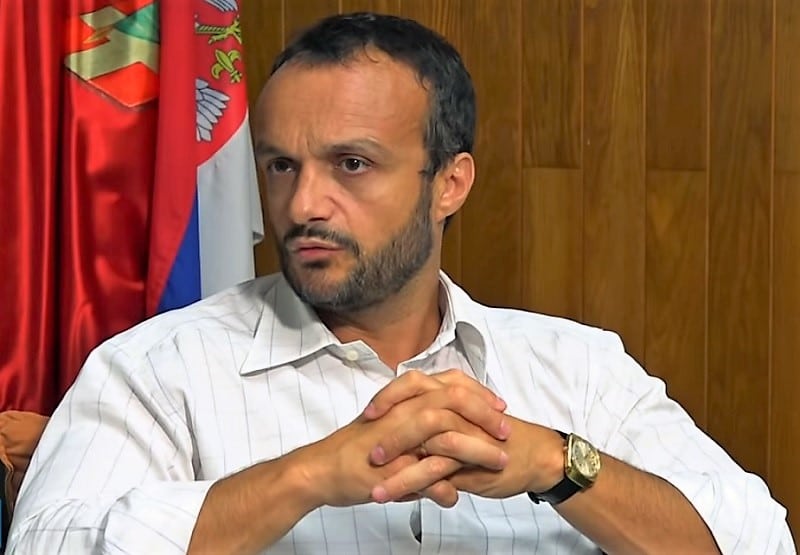 Дејан Мировић: Срамотно да шверцерско-криминални режим из Црне Горе има у Србији толику моћ Дејан Мировић: Срамотно да шверцерско-криминални режим из Црне Горе има у Србији толику моћ