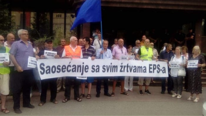 Грађани палили свеће за „жртве ЕПС-а“