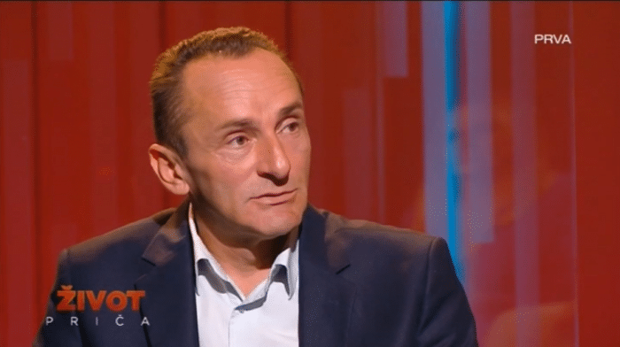 Некад мајор, сад возач камиона: "Када чујете химну..." Некад мајор, сад возач камиона: "Када чујете химну..."