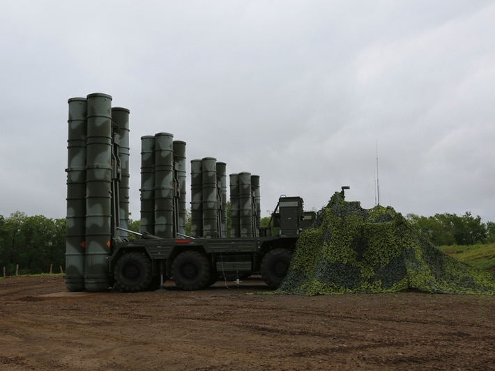 Русија шаље Сирији пуковски комплет С-300-ПМУ2 „Фаворит“ са 24 лансера Русија шаље Сирији пуковски комплет С-300-ПМУ2 „Фаворит“ са 24 лансера