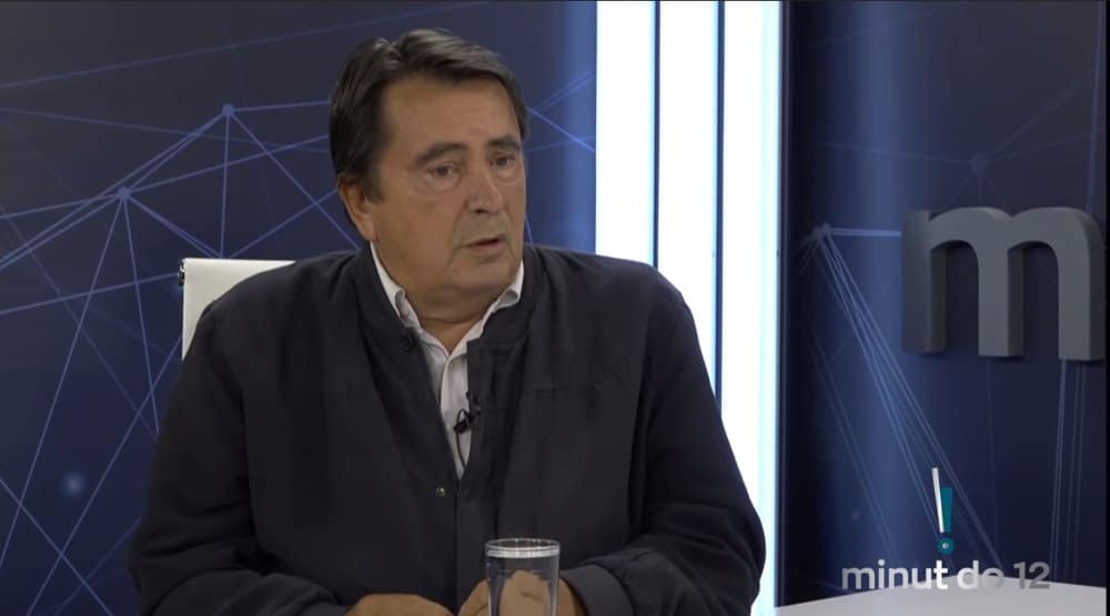 МИЛАН ГУТОВИЋ: Милошевић се за разлику од овог болесника, мање појављивао на телевизији (видео) МИЛАН ГУТОВИЋ: Милошевић се за разлику од овог болесника, мање појављивао на телевизији (видео)