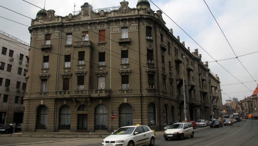 Војни станари хотела Бристол ступили у штрајк глађу Војни станари хотела Бристол ступили у штрајк глађу