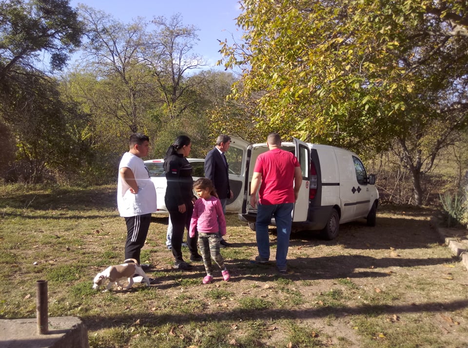 НИШКИ ПЕКАРИ ПОМОГЛИ породици Спасојевић из Јелашнице НИШКИ ПЕКАРИ ПОМОГЛИ породици Спасојевић из Јелашнице