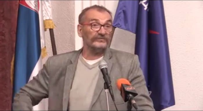 Синиша Ковачевић: Доста је, рођаци! (видео) Синиша Ковачевић: Доста је, рођаци! (видео)