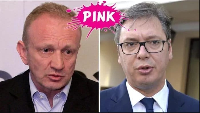 ЈАД И БЕДА: Вучић глуми Митровићевог потрчка ЈАД И БЕДА: Вучић глуми Митровићевог потрчка