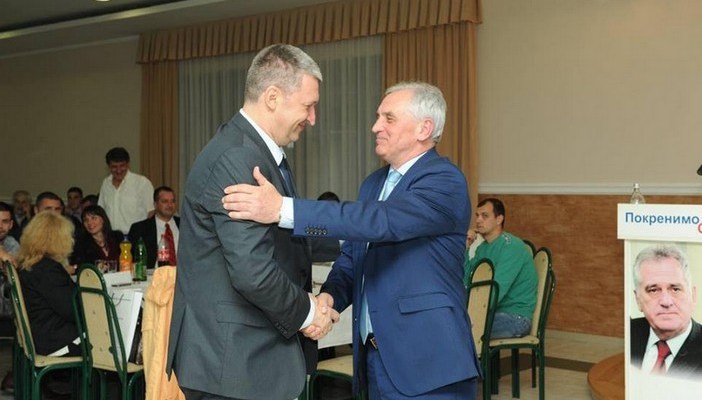 Аранђеловац: Председник општине и народни посланик (СНС) купују Буковичку бању?! Аранђеловац: Председник општине и народни посланик (СНС) купују Буковичку бању?!