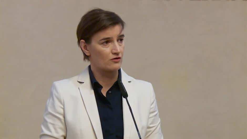Стаматовић за смену премијерке Брнабић због противуставног деловања на и око КиМ! Стаматовић за смену премијерке Брнабић због противуставног деловања на и око КиМ!
