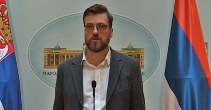 Откривена велика афера – украдена важна документа из Министарства одбране! (ФОТО/ВИДЕО) Откривена велика афера – украдена важна документа из Министарства одбране! (ФОТО/ВИДЕО)