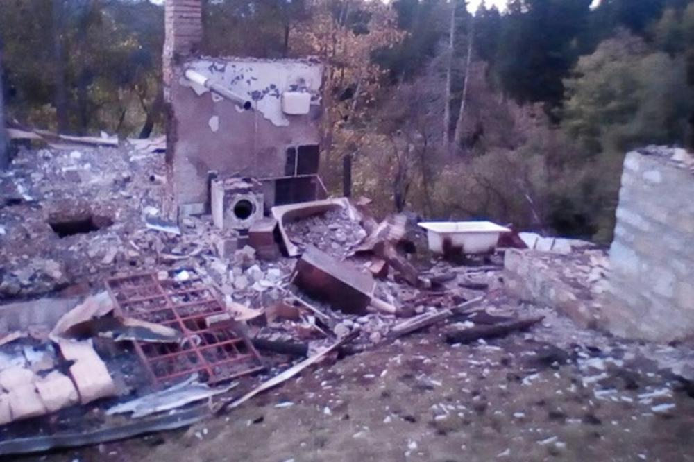 МЕШТАНИ ПЉЕВАЉСКИХ СЕЛА ОЧАЈНИ: Мигранти нас пљачкају, пајсерима проваљују у куће, узимају шта стигну! Живимо у страху! МЕШТАНИ ПЉЕВАЉСКИХ СЕЛА ОЧАЈНИ: Мигранти нас пљачкају, пајсерима проваљују у куће, узимају шта стигну! Живимо у страху!