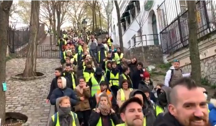 Француска: "Жути прслуци" поново на улицама (видео) Француска: "Жути прслуци" поново на улицама (видео)