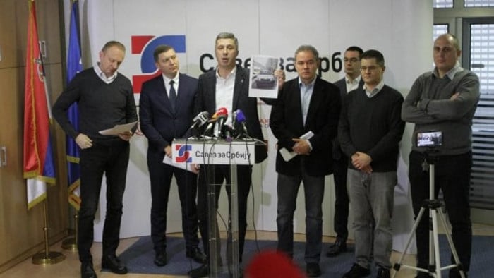 Kад озваниче одлуку о изласку на изборе, престаће да постоје као опозиција Вучићу и постаће опозиција грађанима Kад озваниче одлуку о изласку на изборе, престаће да постоје као опозиција Вучићу и постаће опозиција грађанима