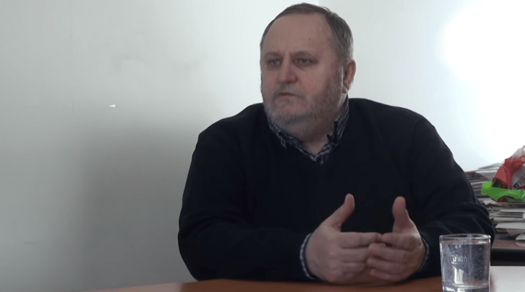 Бркићу одређен притвор до 30 дана! Поповић: Судија и тужилац се иживљавали над њим (видео) Бркићу одређен притвор до 30 дана! Поповић: Судија и тужилац се иживљавали над њим (видео)