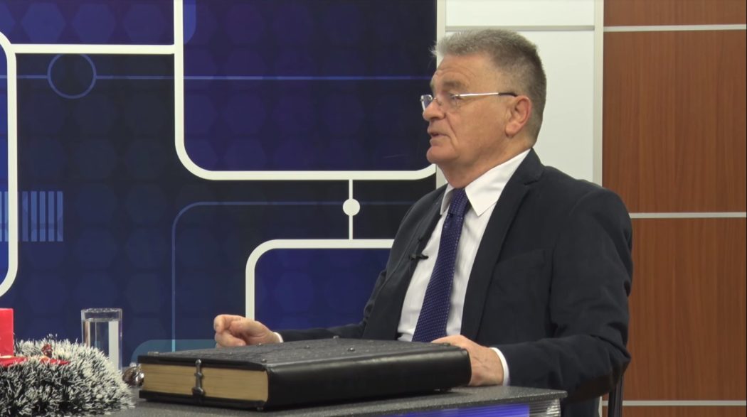 А ШТА ВИ МИСЛИТЕ - ДЕЈАН ЛУЧИЋ - Припрема се нешто велико (видео) А ШТА ВИ МИСЛИТЕ - ДЕЈАН ЛУЧИЋ - Припрема се нешто велико (видео)