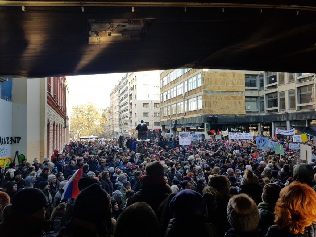 Одржан протест против изградње МХЕ у Србији: Штета по реке велика (видео)