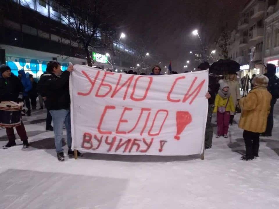 Осми пут заредом народ на улицама у центру Београда! (видео) Осми пут заредом народ на улицама у центру Београда! (видео)