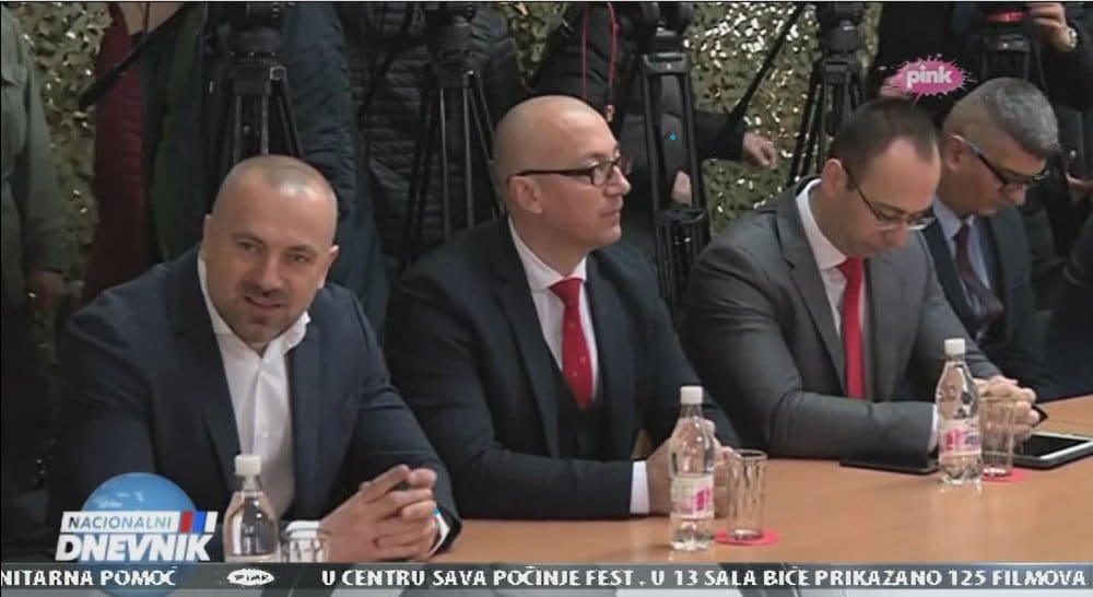 Осумњичени за убиство Ивановића терете се за још осам кривичних дела: Организовани криминал, кријумчарење дроге, тешко убиство… Осумњичени за убиство Ивановића терете се за још осам кривичних дела: Организовани криминал, кријумчарење дроге, тешко убиство…