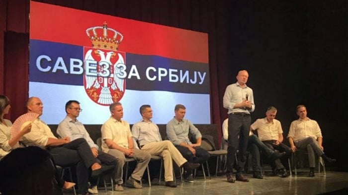 Вођин зимски маскенбал: Kо су режимске "кртице" убачене у редове опозиције и грађанског протеста против Вучићевог режим Вођин зимски маскенбал: Kо су режимске "кртице" убачене у редове опозиције и грађанског протеста против Вучићевог режим